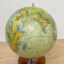 Load image into Gallery viewer, 1960's 'JRO Globus' Illuminated German Globe