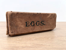 Load image into Gallery viewer, Vintage Travelling Egg Box c.1930/40's