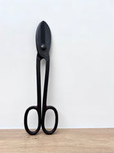 Load image into Gallery viewer, Military 'Gilbow 252' Tin Snips c.1944