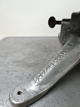 Load image into Gallery viewer, Tiranti Scopas Sculpting/Modelling Table Stand