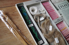Load image into Gallery viewer, Flax Spinners & Manufacturering Vintage Educational Sample Box