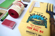 Load image into Gallery viewer, The Gardener Gift Hamper - Strawberry