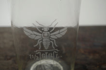 Load image into Gallery viewer, Vintage Etched German 'Biene-Glas' 1 1/2L Conserve Jar