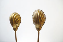 Load image into Gallery viewer, Double Clam Shell Wall Lights
