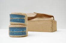 Load image into Gallery viewer, Buchy & Strangman Italian Linen Cobblers Thread No.6