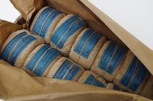 Load image into Gallery viewer, Buchy & Strangman Italian Linen Cobblers Thread No.6