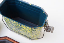 Load image into Gallery viewer, Vintage French Enamel Speckled Lunch Box/Tin c.1940's