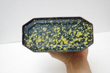 Load image into Gallery viewer, Vintage French Enamel Speckled Lunch Box/Tin c.1940's
