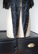 Load image into Gallery viewer, Antique Welsh Victorian Mantelet/Dress Cape c.1900