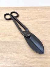 Load image into Gallery viewer, Military 'Gilbow 252' Tin Snips c.1944
