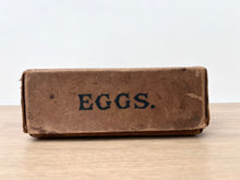 Load image into Gallery viewer, Vintage Travelling Egg Box c.1930/40's
