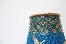 Load image into Gallery viewer, Pair of Japanese Kinkozan Vases
