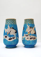Load image into Gallery viewer, Pair of Japanese Kinkozan Vases
